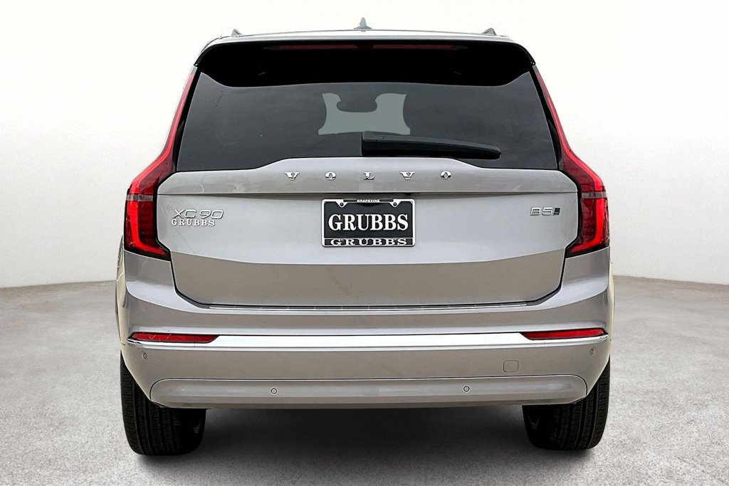 New 2026 Volvo XC90 B5 Plus w/ Protection Package Premier AWD/4WD image 5