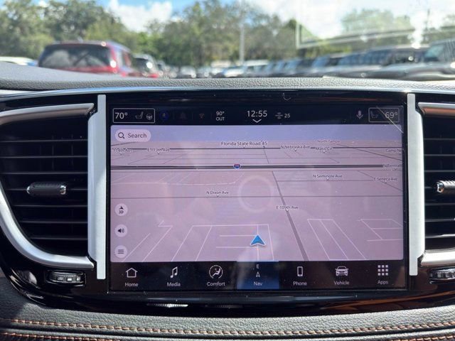 New 2026 Chrysler Pacifica Pinnacle w/ Trailer Tow Group image 22