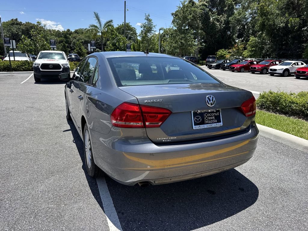 Used 2014 Volkswagen Passat 2.5 S FWD image 13