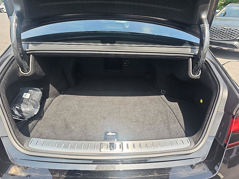 Used 2025 Genesis G90 3.5T AWD/4WD image 35