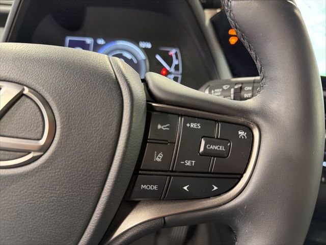 Used 2023 Lexus UX 250h AWD w/ Accessory Package (Z2) image 16