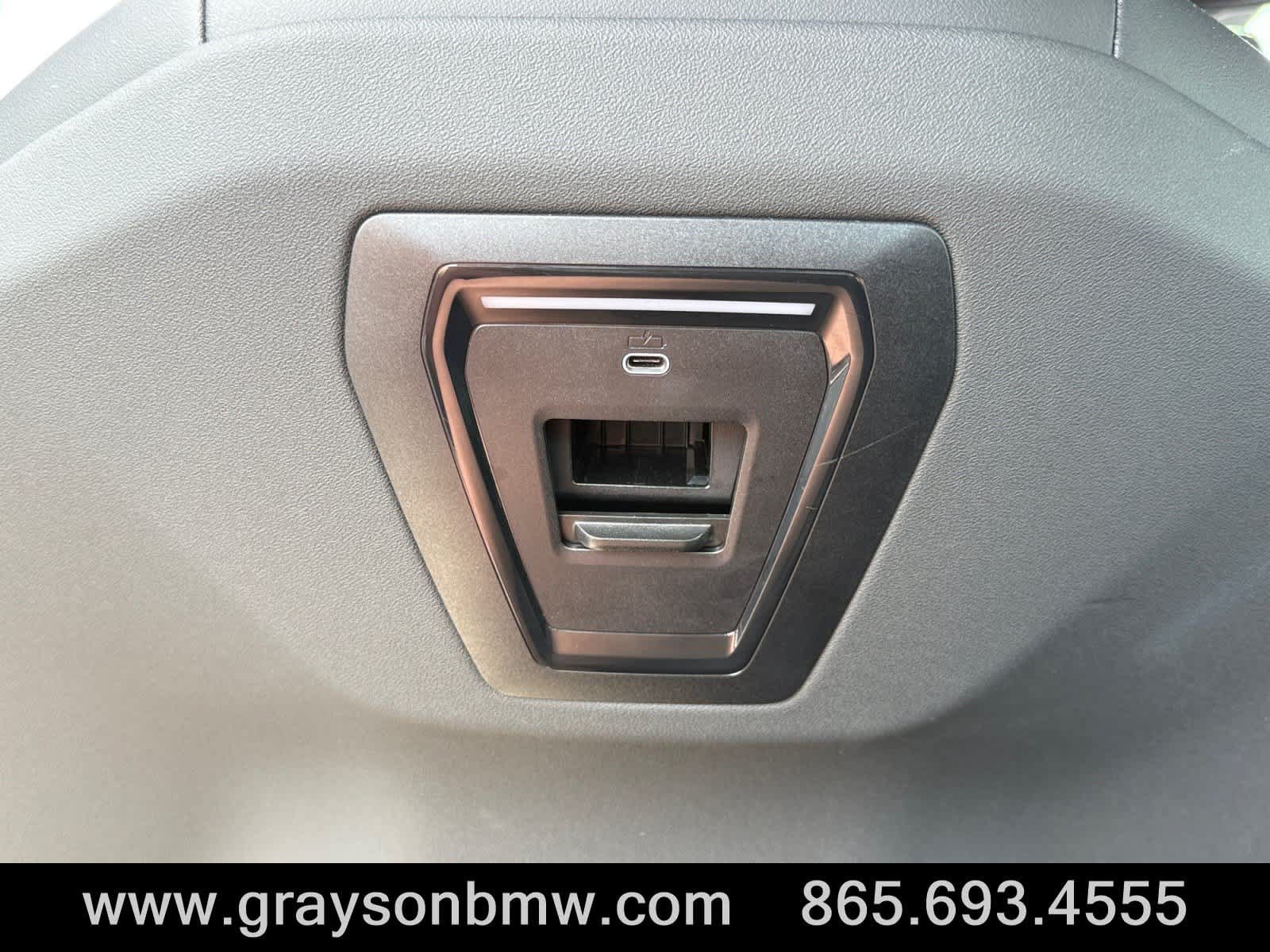 Used 2025 BMW 540i xDrive AWD/4WD image 18