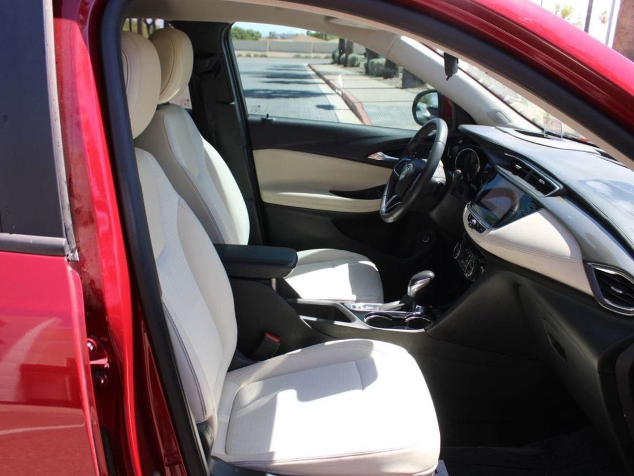 Used 2021 Buick Encore GX Select w/ Advanced Technology Package FWD image 15