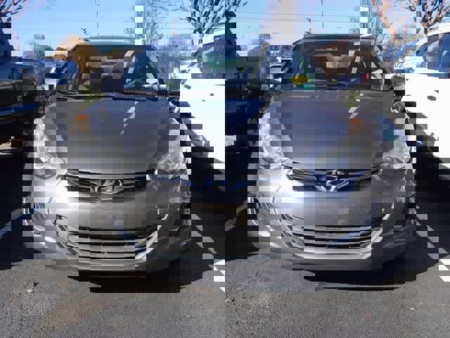 Used 2013 Hyundai Elantra GLS image 2