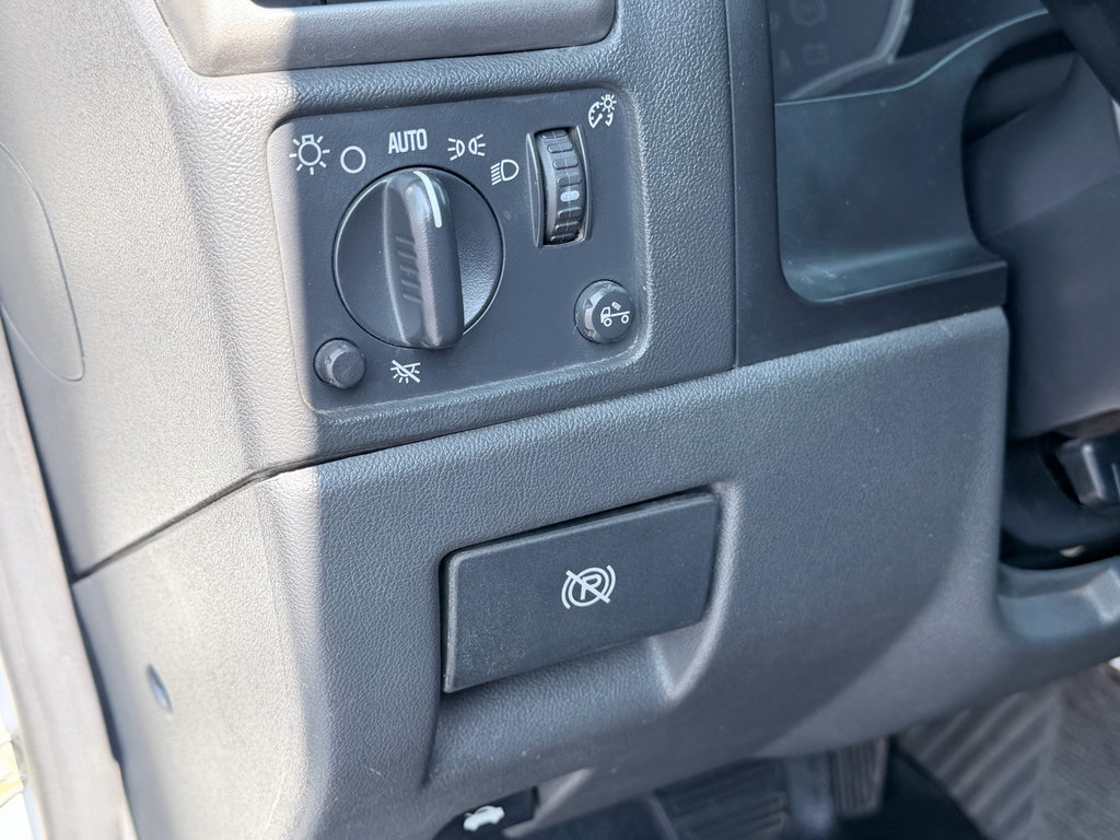 Used 2006 Chevrolet Colorado LT w/ LT Preferred Equipment Group AWD/4WD image 10