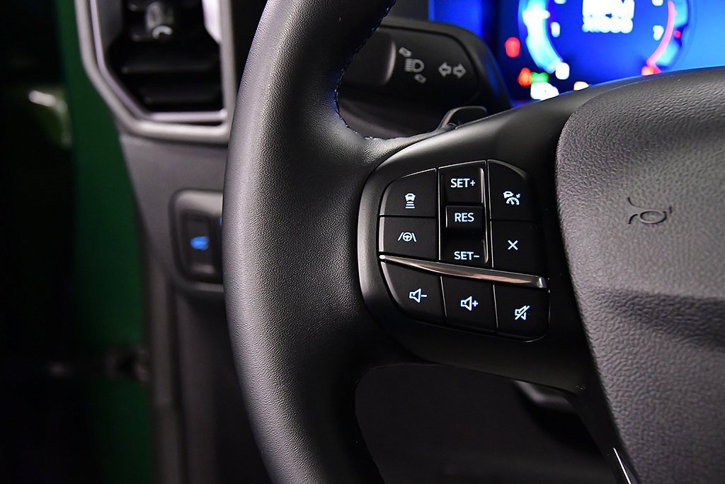 Used 2025 Ford Bronco Sport Badlands image 19