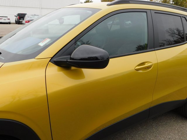 Used 2024 Chevrolet Trax ACTIV image 11