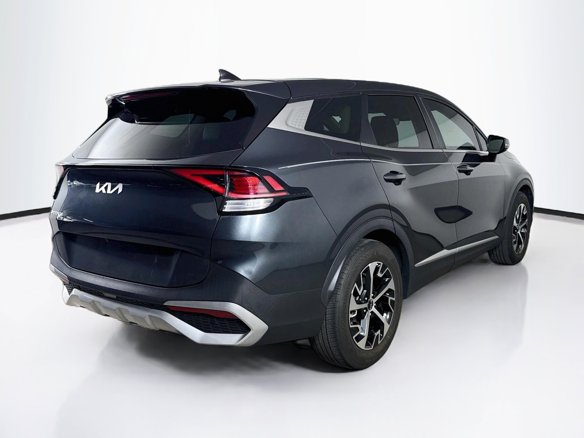 Used 2023 Kia Sportage EX FWD image 32