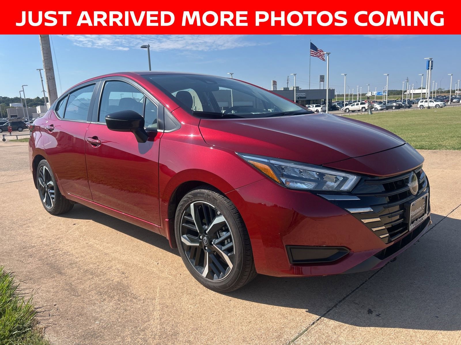 Used 2025 Nissan Versa SR w/ Trunk Package