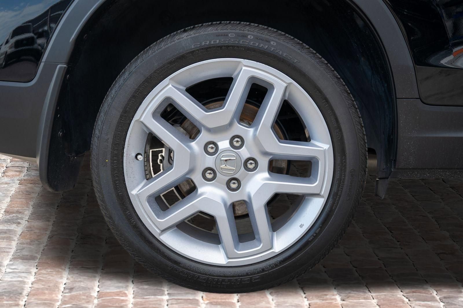 Certified 2025 Honda Passport EX-L image 41