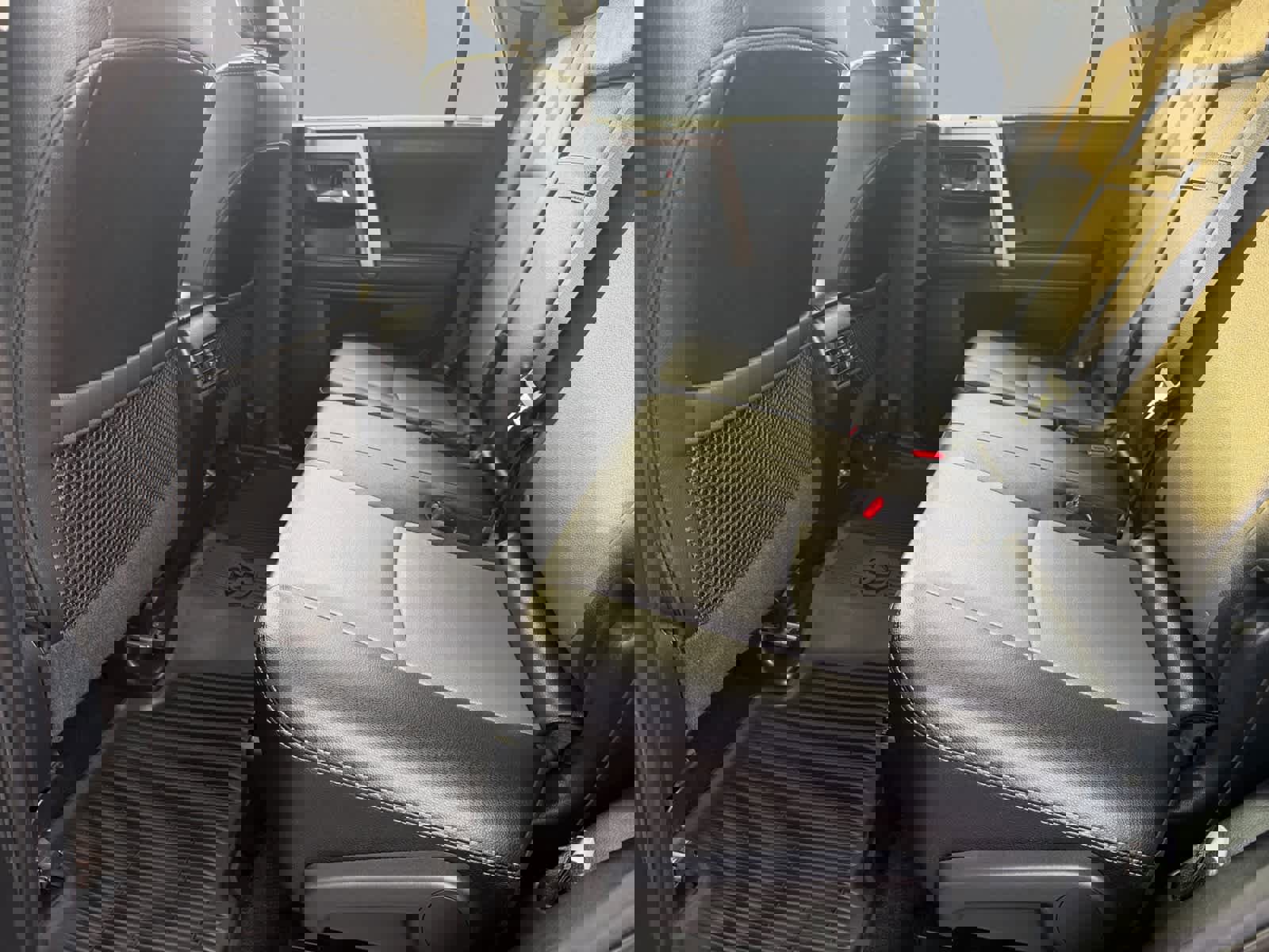 Used 2020 Toyota 4Runner SR5 Premium image 18