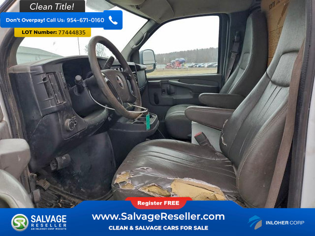 Used 2013 GMC Savana 3500 RWD image 9