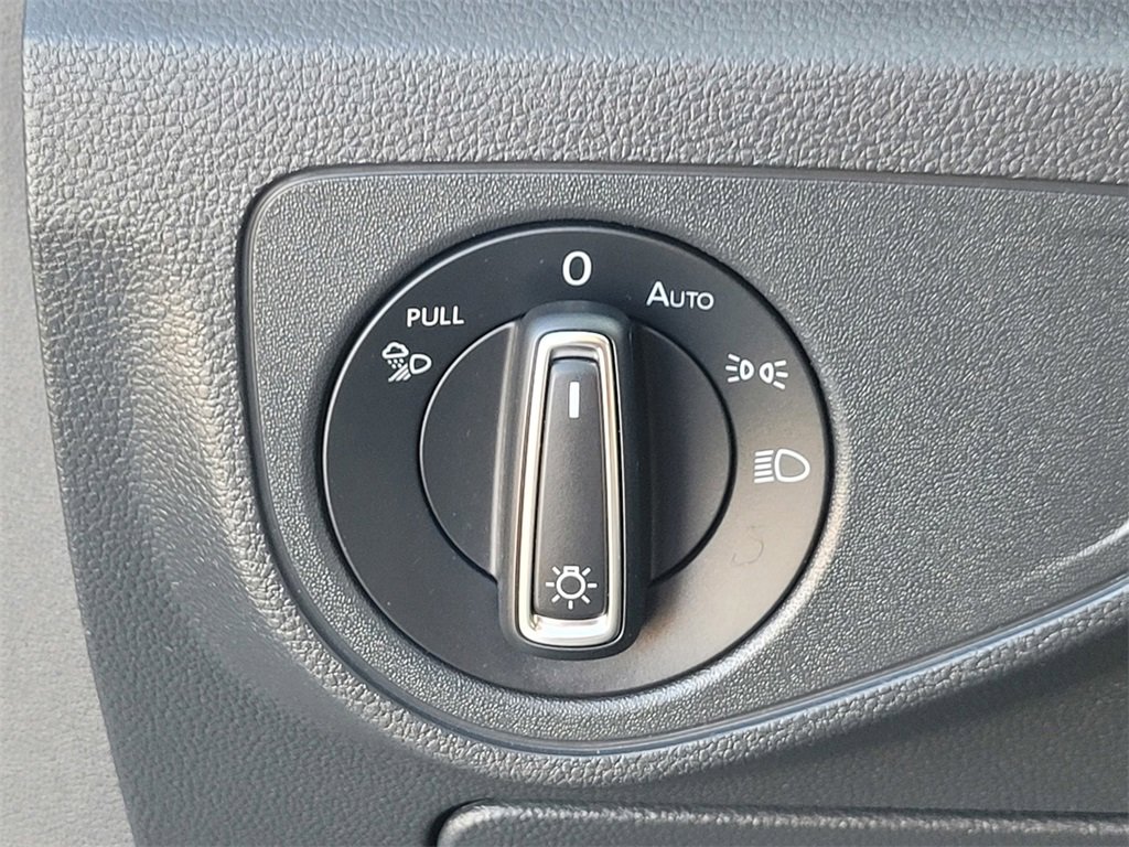 Used 2022 Volkswagen Atlas SE image 28