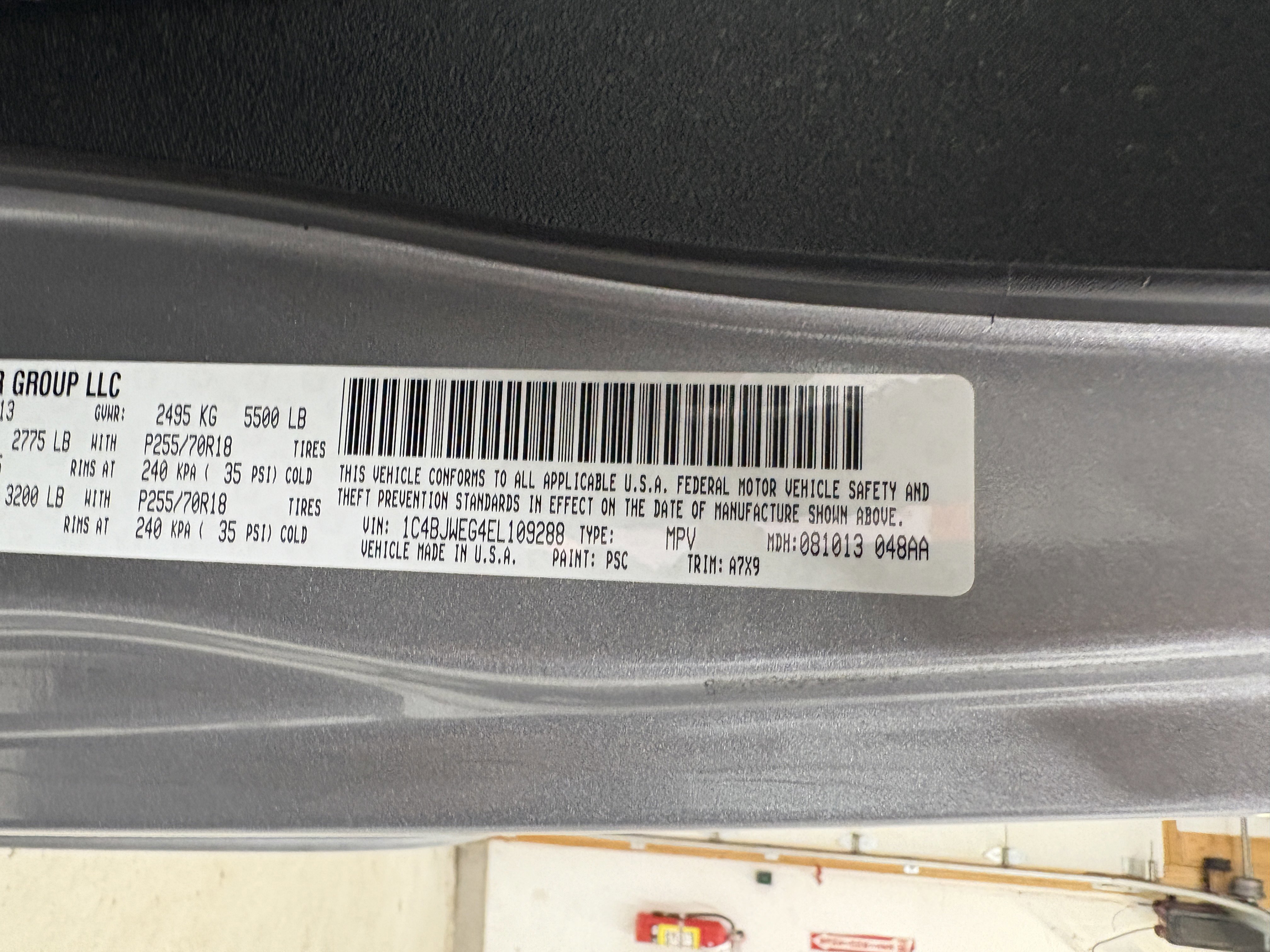 Used 2014 Jeep Wrangler Unlimited Sahara w/ Connectivity Group image 31