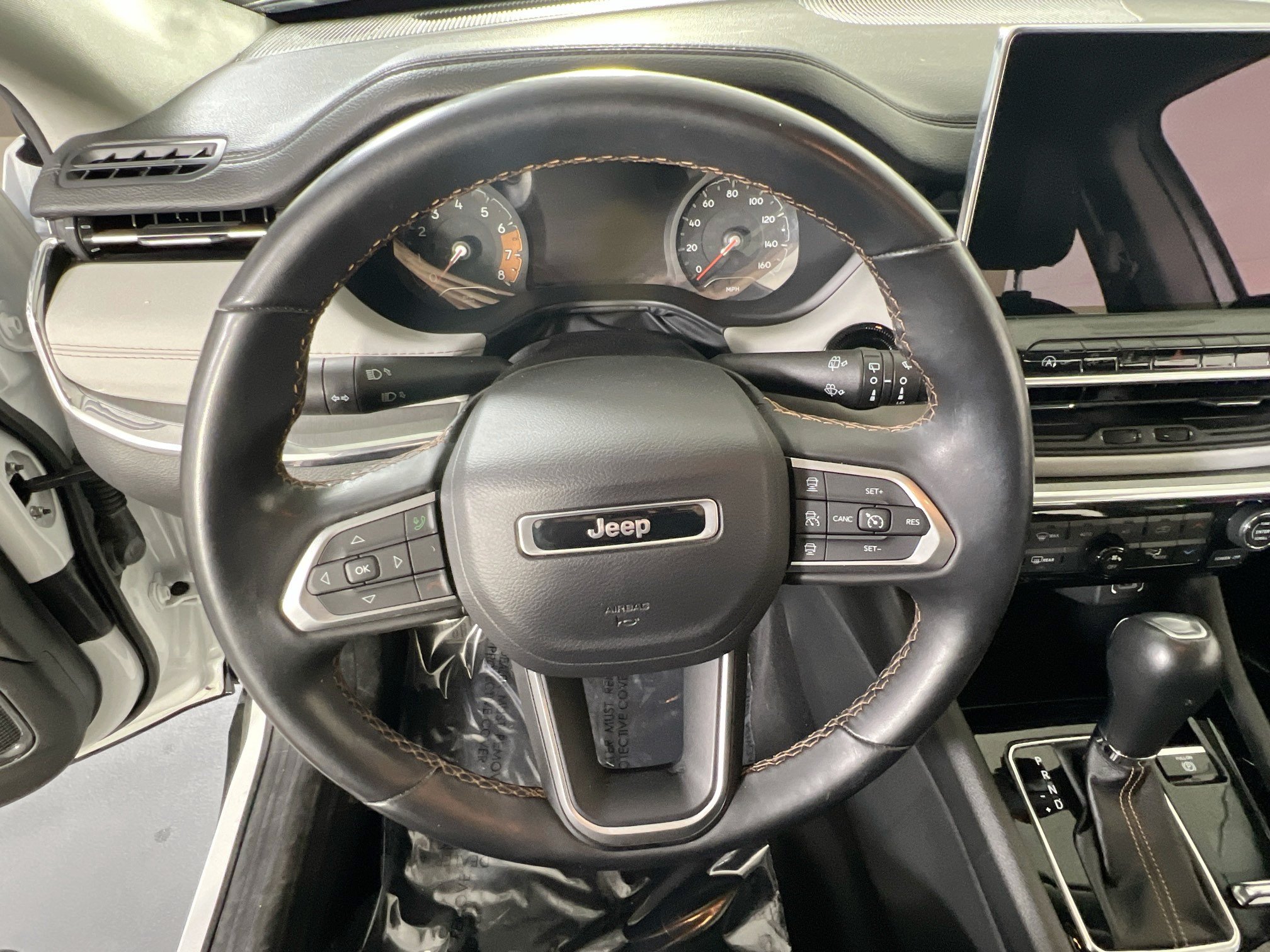 Used 2022 Jeep Compass Limited AWD/4WD image 11
