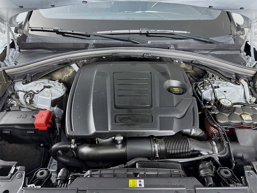 Used 2018 Land Rover Range Rover Velar R-Dynamic SE image 31