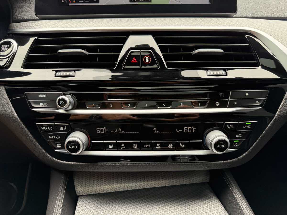 Used 2018 BMW 640i Gran Turismo xDrive AWD/4WD image 19