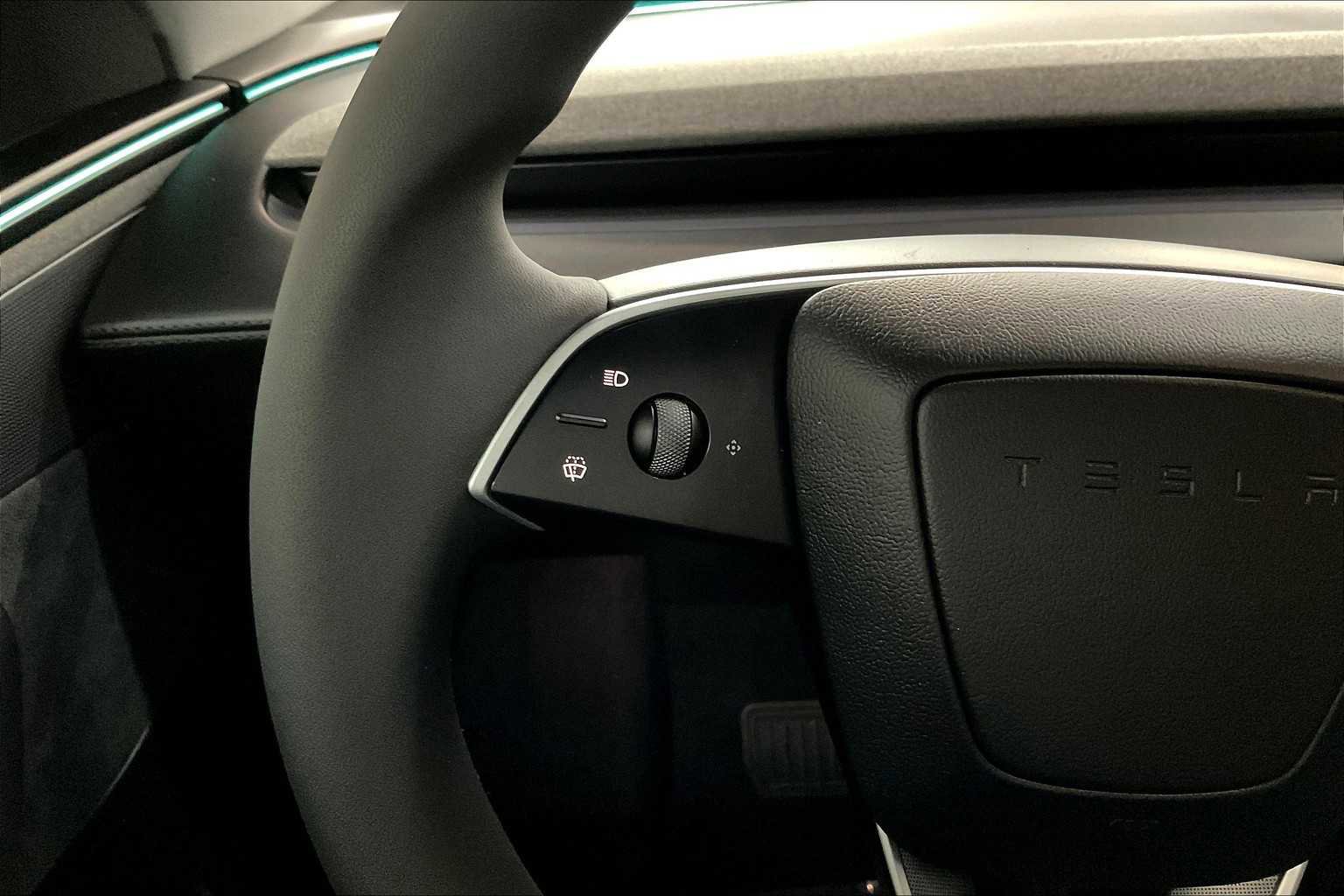 Used 2026 Tesla Model Y 2WD image 20