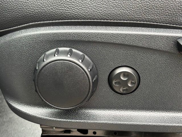 Used 2024 Mercedes-Benz Sprinter 3500 image 31