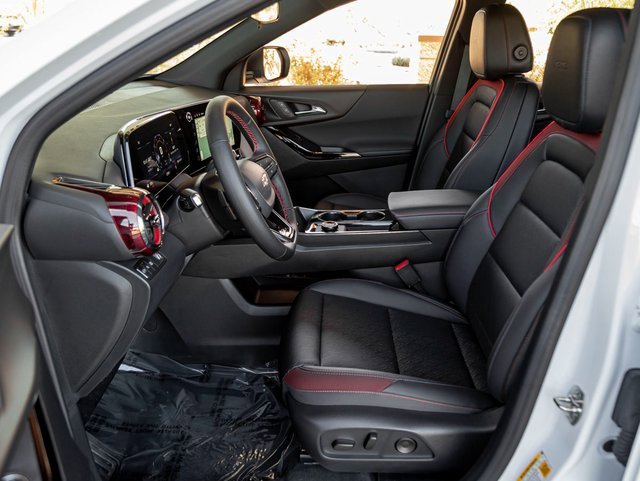 Used 2026 Chevrolet Equinox RS image 13