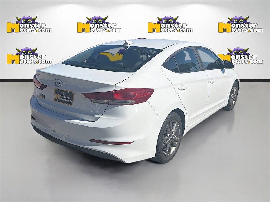 Used 2017 Hyundai Elantra SE image 5