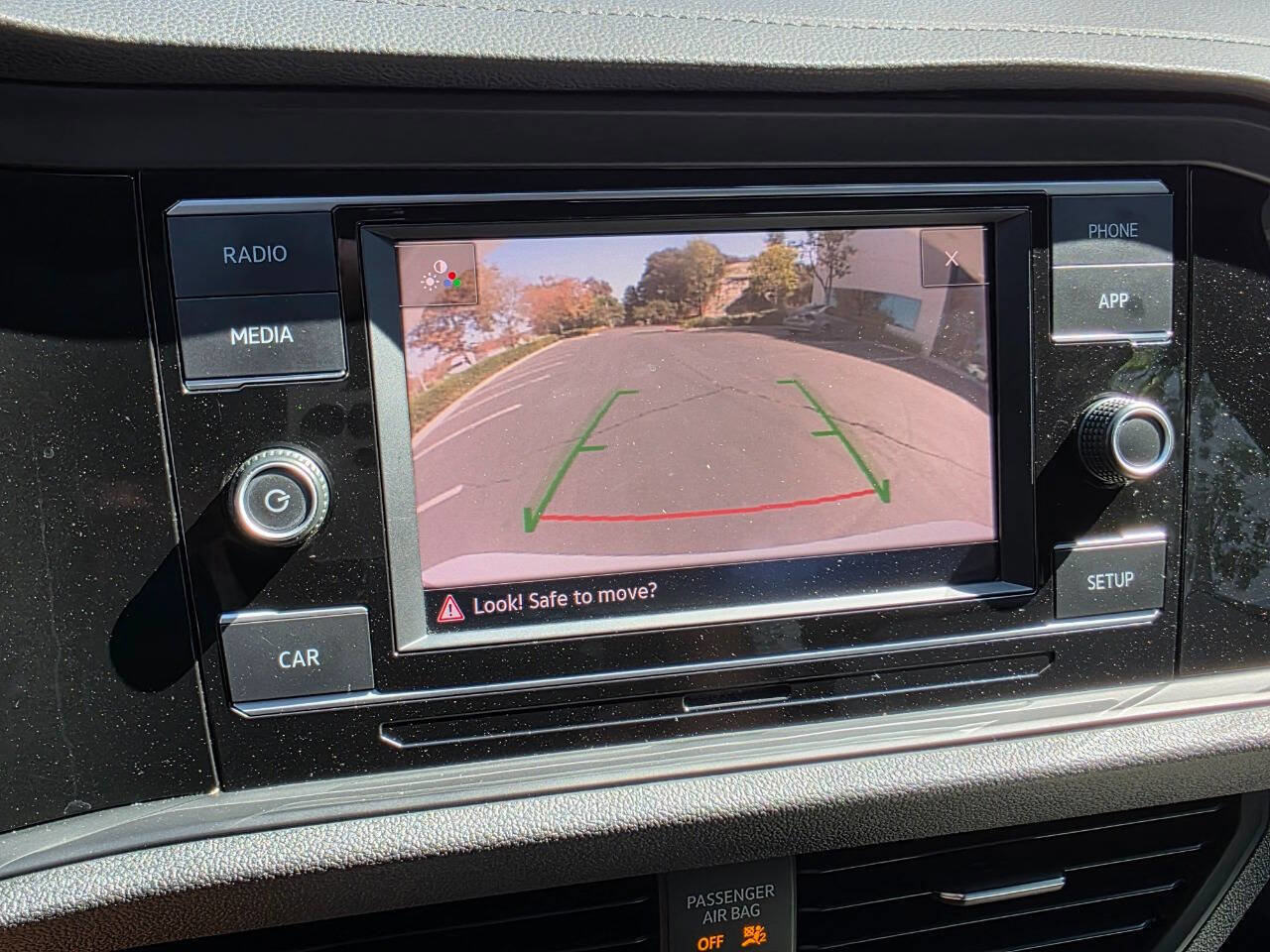 Used 2019 Volkswagen Jetta R-Line image 32