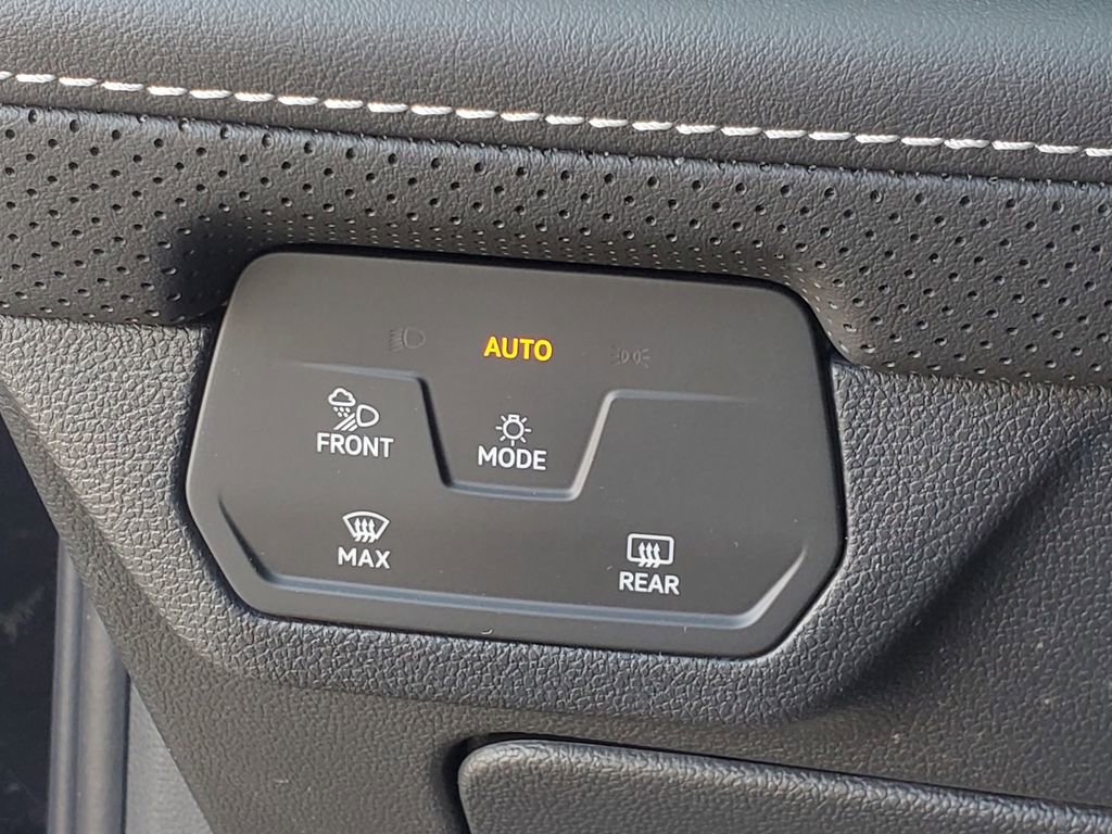 New 2026 Volkswagen Atlas SE image 20