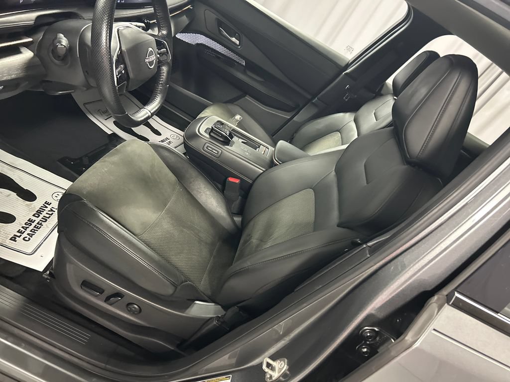 Used 2023 Nissan Ariya FWD image 10