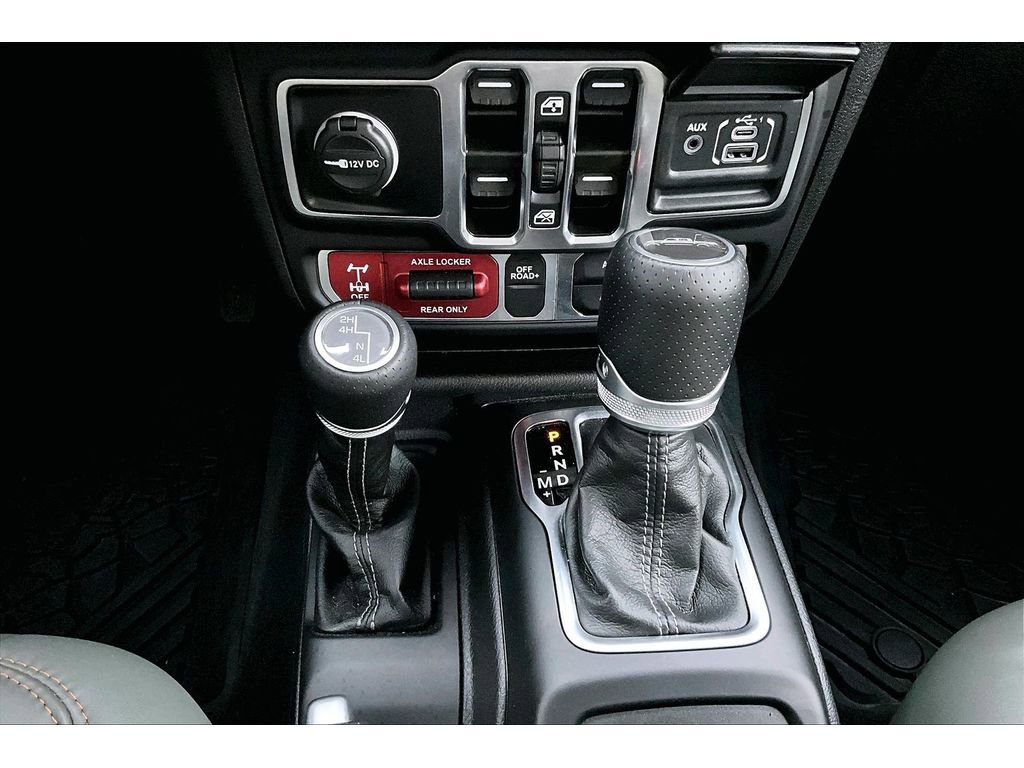 Used 2025 Jeep Gladiator Mojave w/ Safety Group image 29