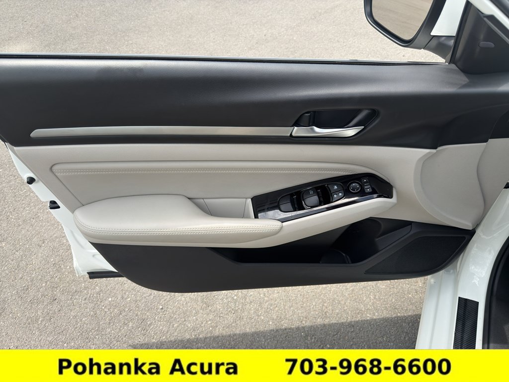 Used 2021 Nissan Altima 2.5 SV AWD/4WD image 21