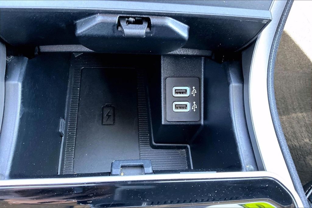 Used 2020 Ford Edge SEL w/ Convenience Package image 12