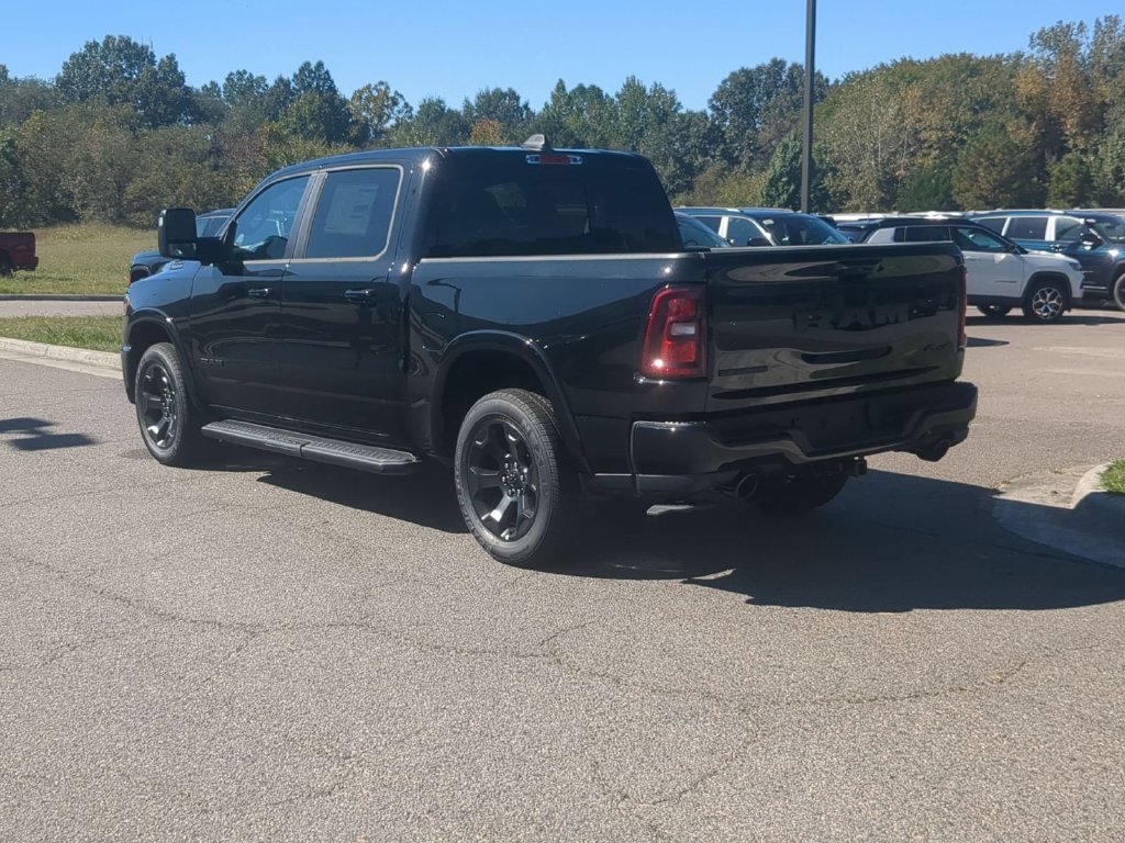 New 2027 RAM 1500 Big Horn AWD/4WD image 3