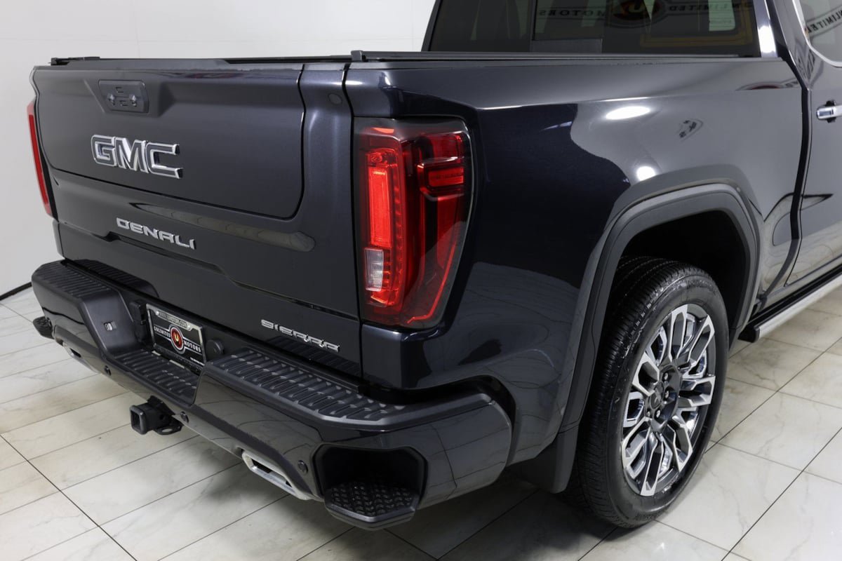 Used 2024 GMC Sierra 1500 Denali Ultimate image 44