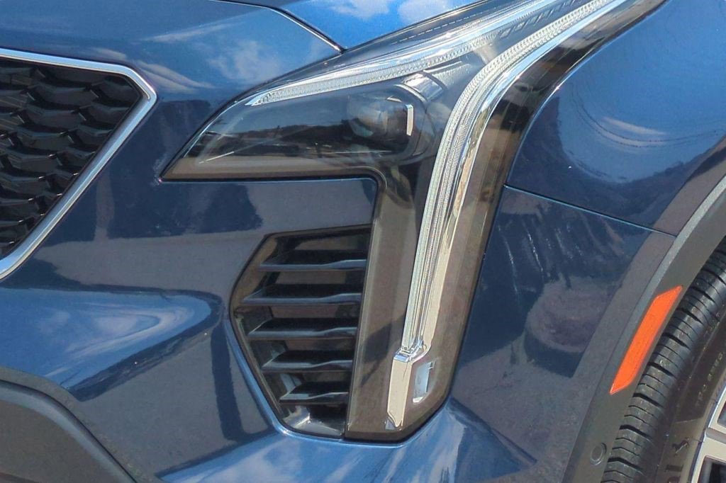 Certified 2022 Cadillac XT4 Sport FWD image 24