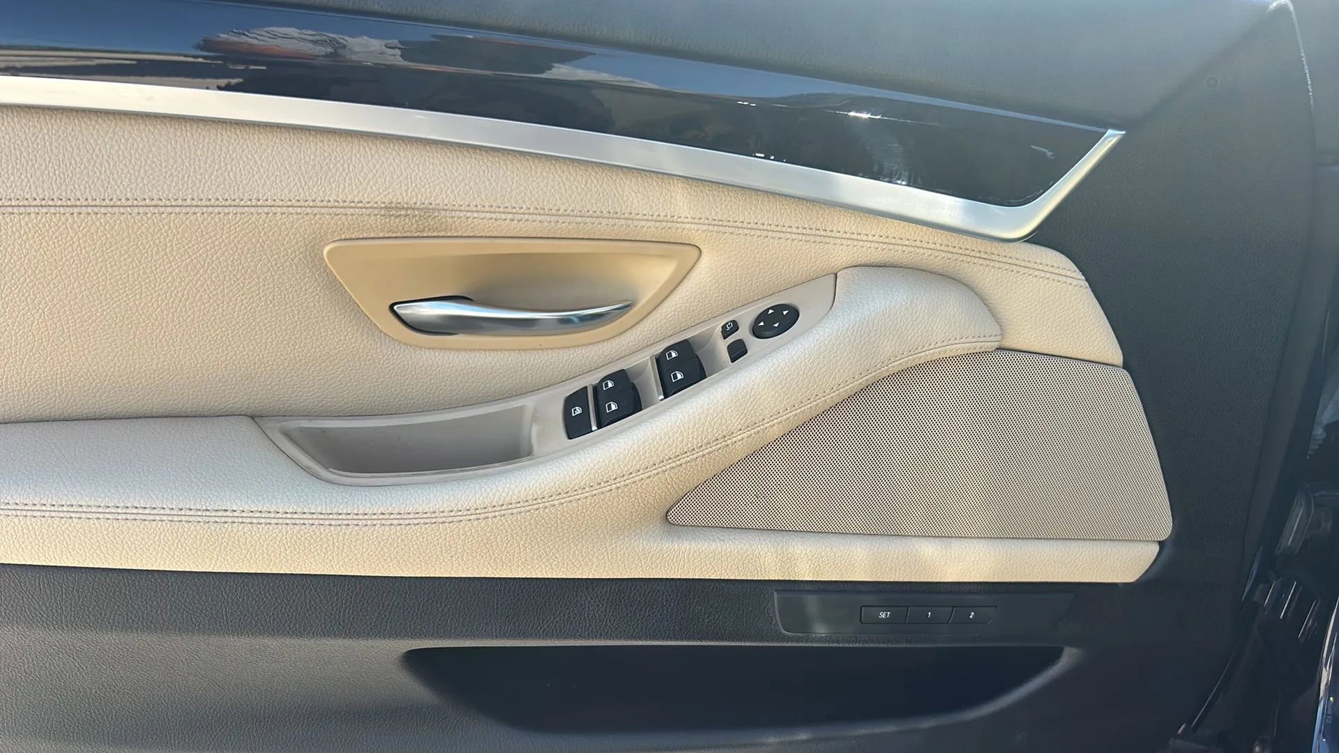 Used 2016 BMW 535i Sedan w/ Luxury Line image 16