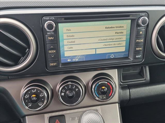 Used 2013 Scion xB FWD image 12