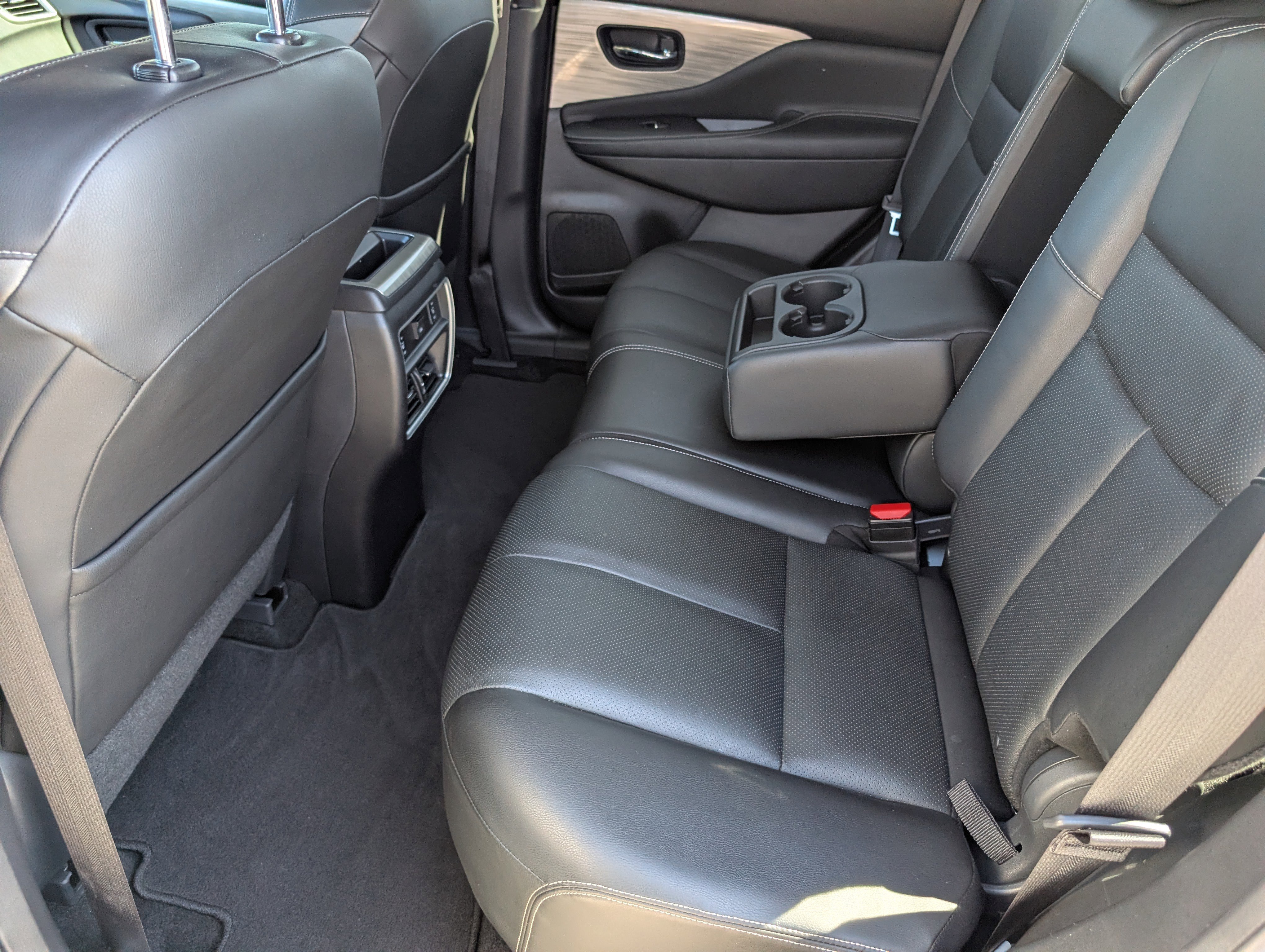 Used 2018 Nissan Murano Platinum w/ Cargo Package image 13