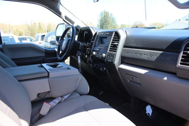 Used 2019 Ford F250 XL w/ STX Appearance Package AWD/4WD image 32