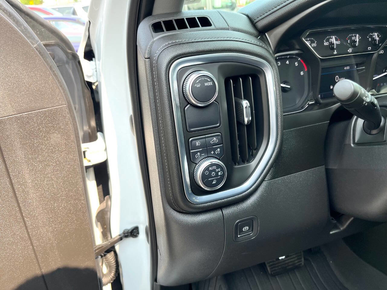 Used 2021 GMC Sierra 1500 Elevation w/ Preferred Package image 37