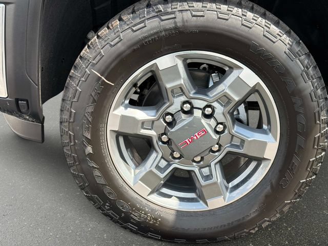 New 2026 GMC Sierra 2500 SLT w/ SLT Premium Package AWD/4WD image 10
