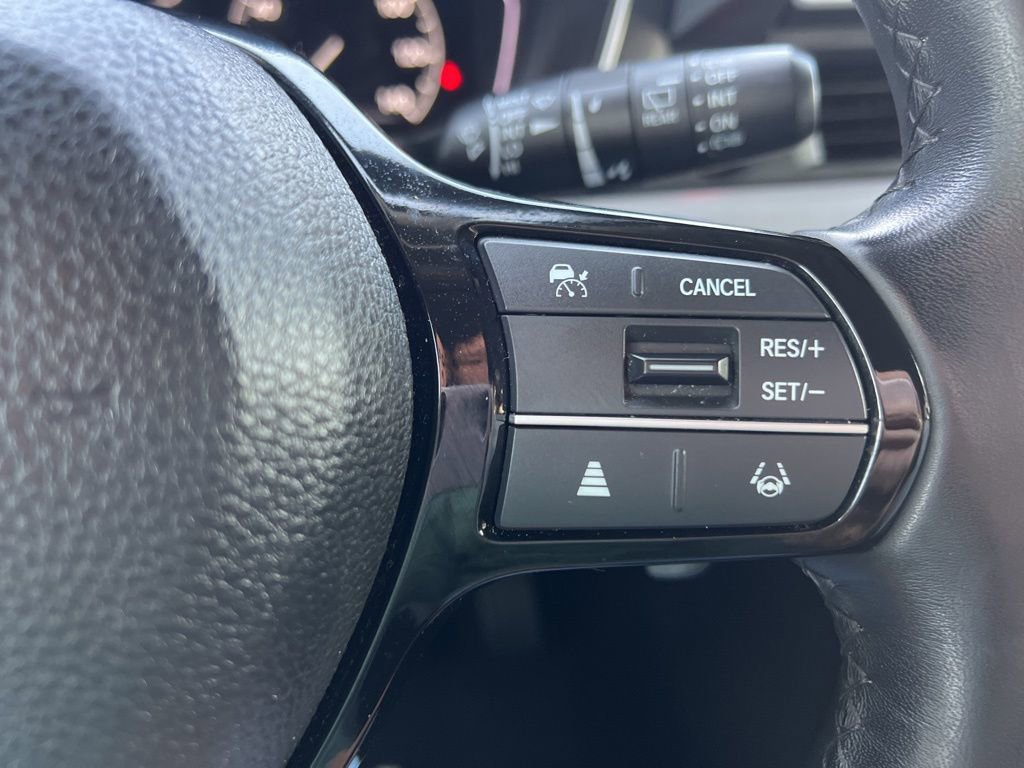 Used 2025 Honda Pilot EX-L image 28