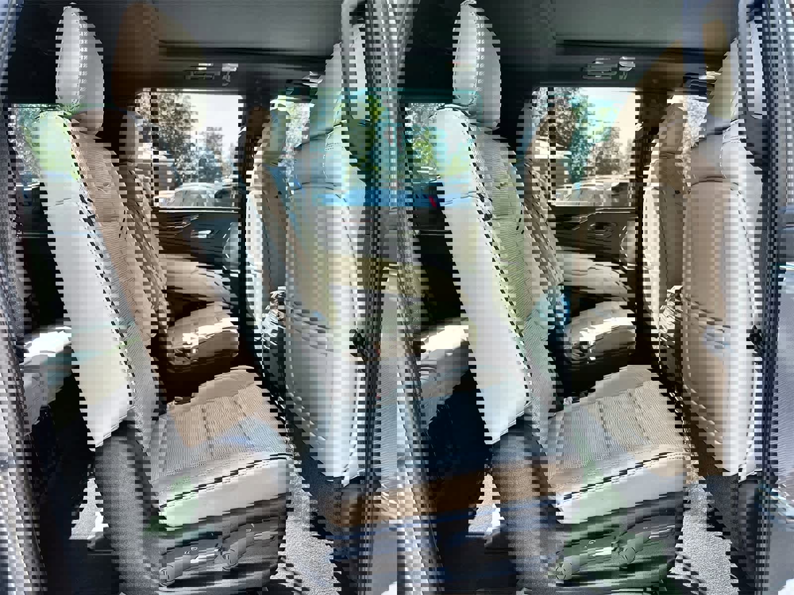 Used 2021 Cadillac Escalade ESV Sport w/ Driver Assist Tech Package image 12