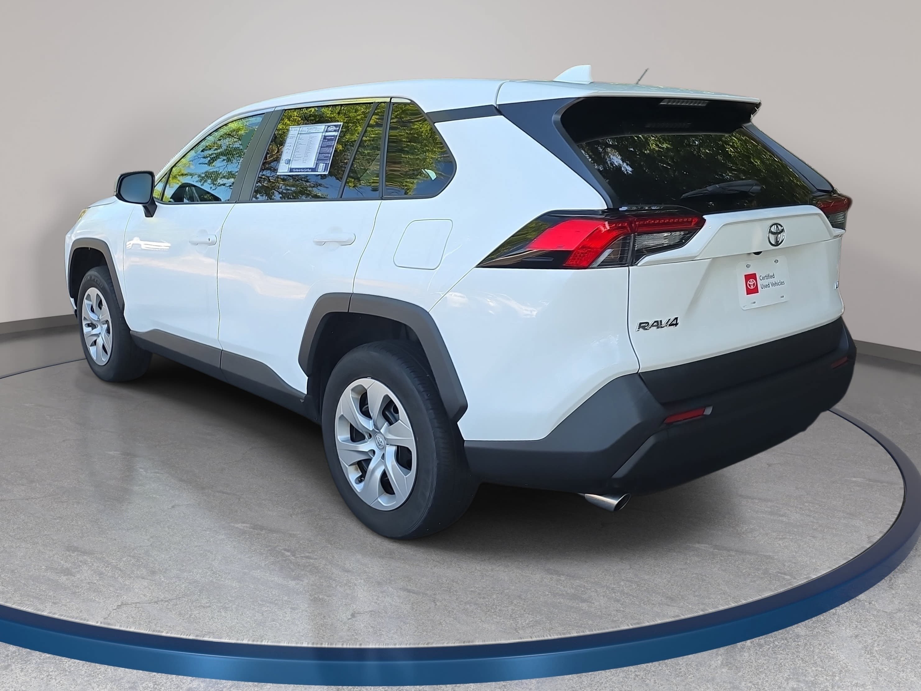 Certified 2023 Toyota RAV4 LE FWD image 7