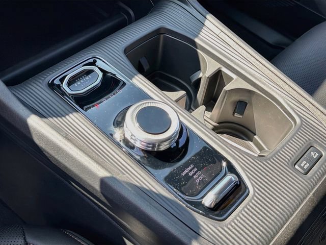 New 2026 Jeep Cherokee Overland w/ Advanced Pro Tech Group AWD/4WD image 18