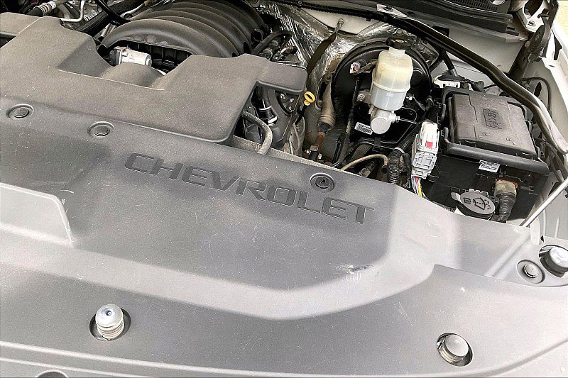 Used 2016 Chevrolet Suburban LT AWD/4WD image 31