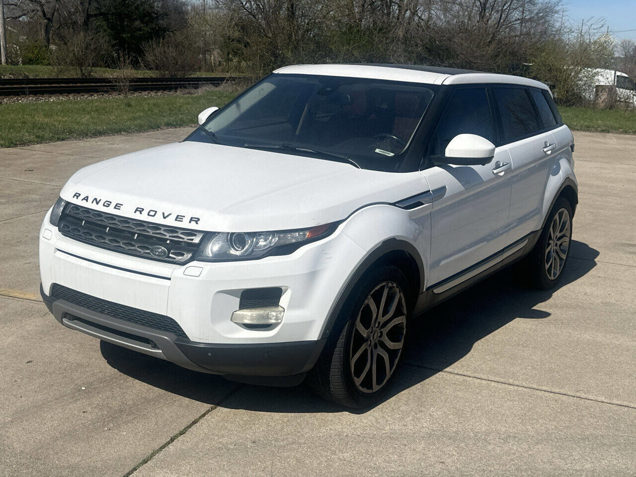 Used 2014 Land Rover Range Rover Evoque Prestige image 1