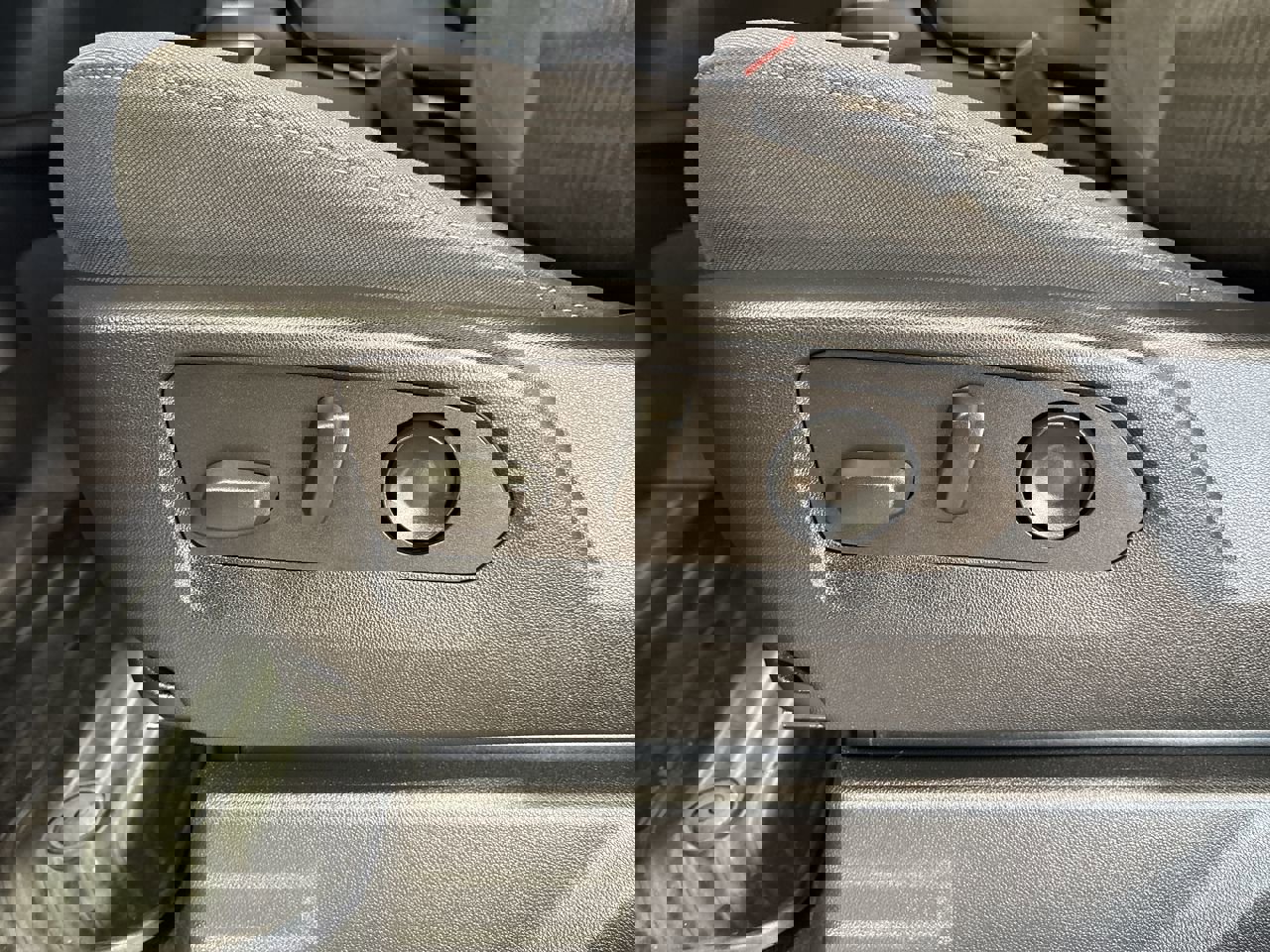 Used 2022 GMC Sierra 1500 Elevation RWD image 12