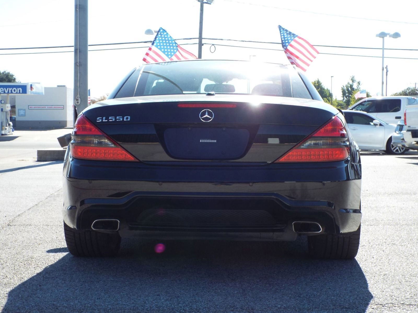 Used 2011 Mercedes-Benz SL 550 image 7