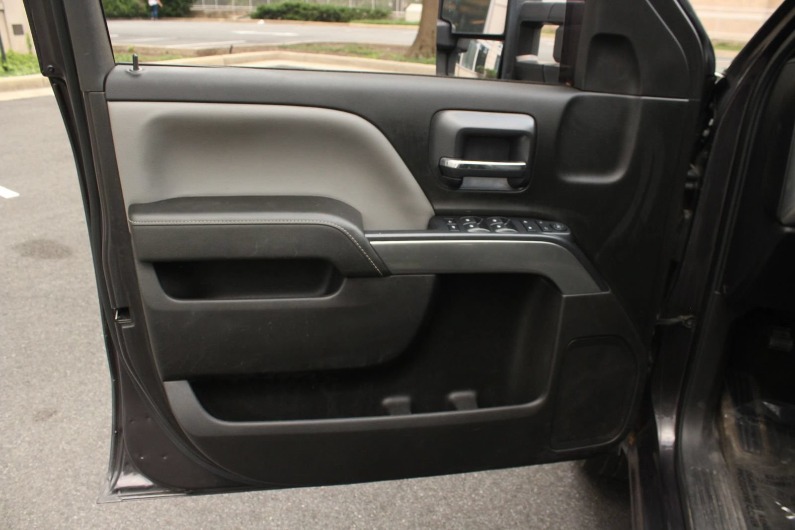 Used 2016 Chevrolet Silverado 1500 LT w/ All Star Edition AWD/4WD image 15
