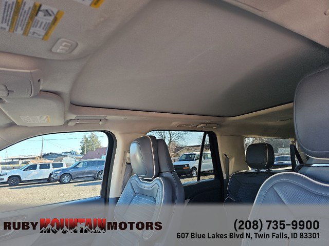Used 2022 Lincoln Navigator L Black Label image 15